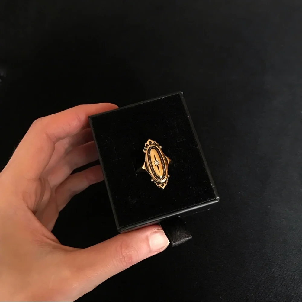 Vintage Avon Kensington Ring - Size 6-7, Adjustable - Picture 1 of 8